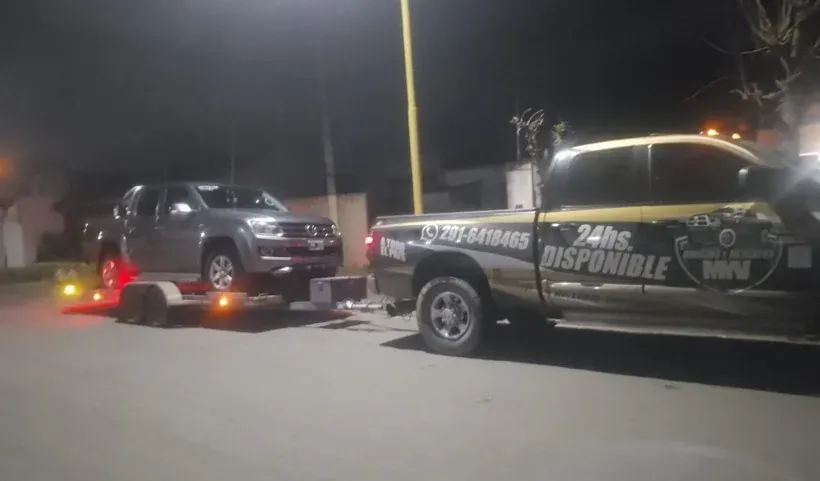 Auxilio nocturno, traslado de un vehículo